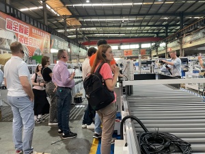 Fáiltíonn FORTRAN roimh Thoscaireacht Thar Lear: Ionchais Malartú Teicniúil agus Comhar